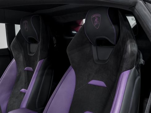 Used 2023 Lamborghini Huracan Tecnica RWD image 19