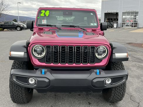 Used 2024 Jeep Wrangler Unlimited Rubicon 4xe w/ Convenience Group image 9