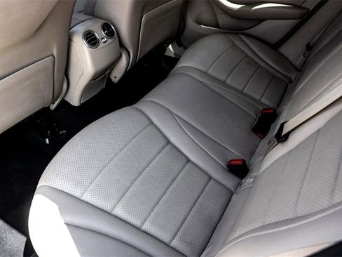 Used 2022 Mercedes-Benz GLC 300 GLC 300 image 27