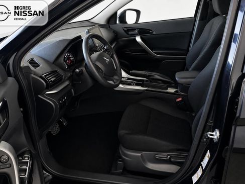 Used 2023 Mitsubishi Eclipse Cross LE AWD/4WD image 7