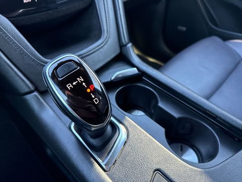 Used 2017 Cadillac XT5 Luxury w/ Driver Awareness Package image 28