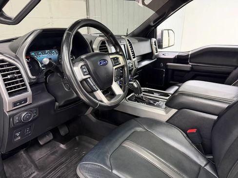 Used 2019 Ford F150 Platinum w/ Equipment Group 701A Luxury AWD/4WD image 12