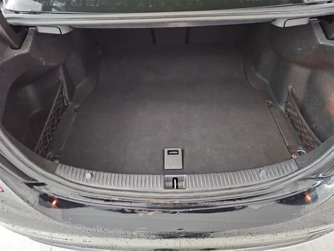 Used 2017 Mercedes-Benz C 300 Sedan image 36