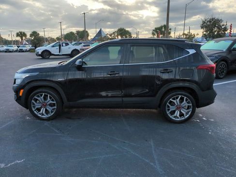 Used 2021 Kia Seltos S image 8