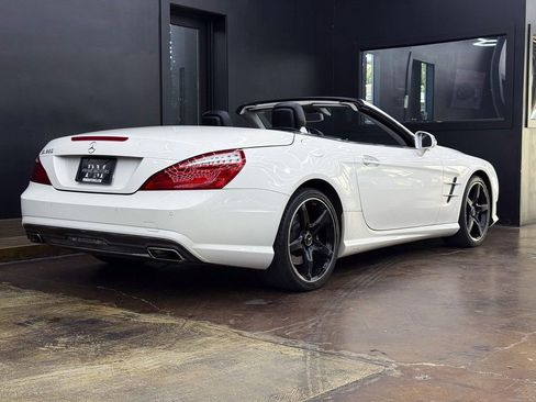 Used 2013 Mercedes-Benz SL 550 w/ Premium Pkg image 7