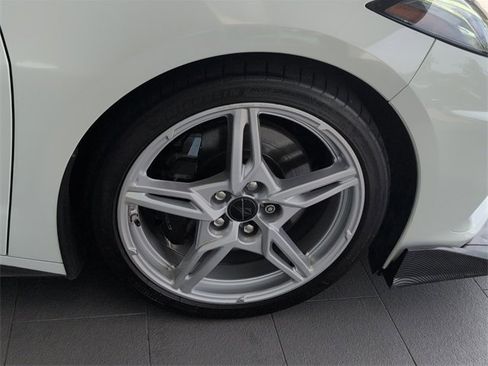 Used 2021 Chevrolet Corvette Stingray Preferred Cpe w/ Z51 Performance Package image 15