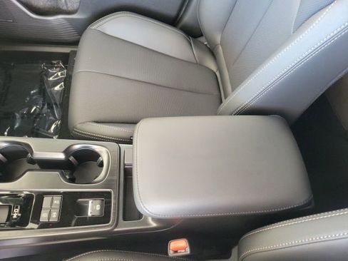New 2026 Subaru Outback Limited AWD/4WD image 17