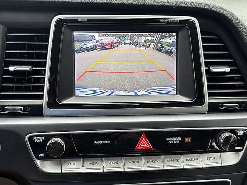 Used 2018 Hyundai Sonata SEL FWD image 13