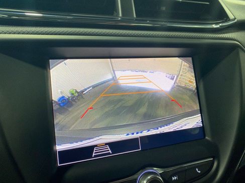 Used 2023 Chevrolet TrailBlazer LS FWD image 21
