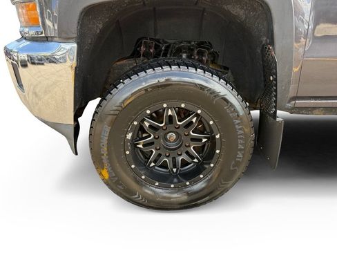 Used 2015 Chevrolet Silverado 2500 LTZ AWD/4WD image 9