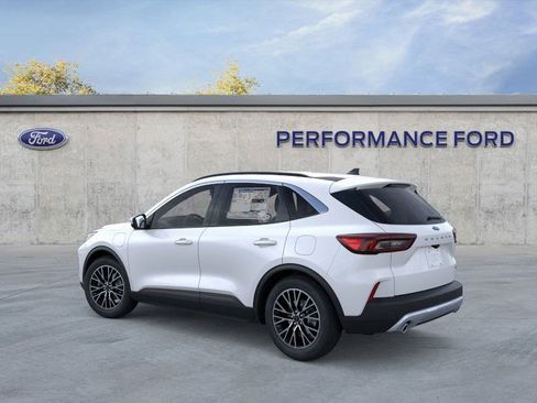 New 2025 Ford Escape SE image 4