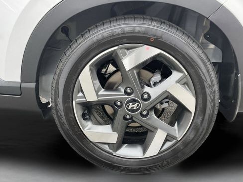 New 2026 Hyundai Venue SEL image 43