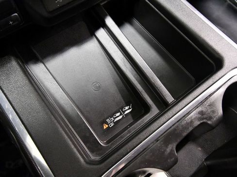 Used 2020 GMC Sierra 2500 AT4 w/ AT4 Premium Package image 28