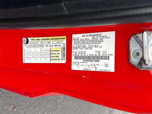 Used 2019 Ford Mustang Convertible image 21