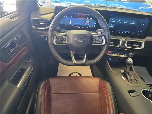 Used 2025 Ford Mustang GT Premium image 3