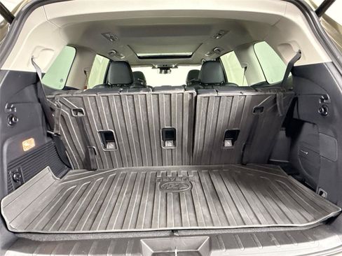 Used 2023 Subaru Ascent Touring AWD/4WD image 40