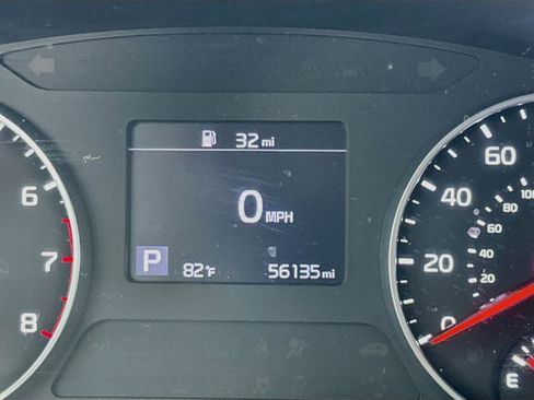 Used 2021 Kia Seltos S FWD image 8