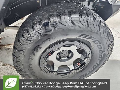 Used 2021 Jeep Wrangler Rubicon AWD/4WD image 28