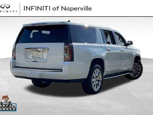 Used 2020 GMC Yukon XL Denali w/ Open Road Package AWD/4WD image 5