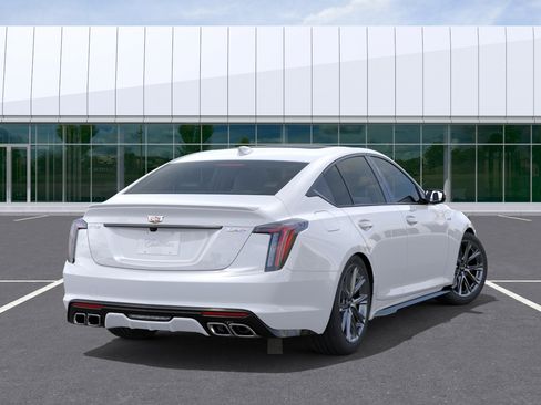 New 2026 Cadillac CT5 V image 4