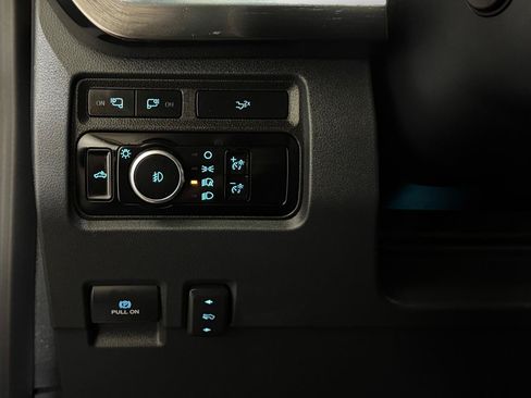 Used 2024 Ford F250 Lariat w/ FX4 Off-Road Package AWD/4WD image 28