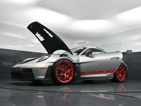 Used 2025 Porsche 911 GT3 RS RWD image 37
