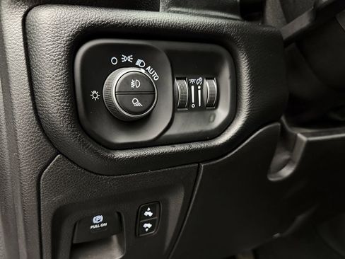 Used 2019 RAM 1500 Sport w/ Level 2 Equipment Group image 14