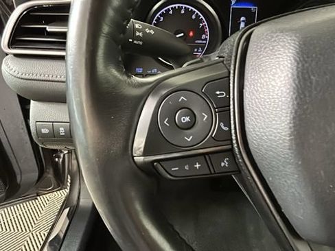 Used 2024 Toyota Camry SE FWD image 15