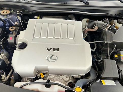 Used 2015 Lexus ES 350 w/ Luxury Package FWD image 29