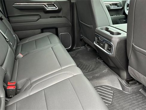 Used 2024 Chevrolet Silverado 1500 LTZ image 18