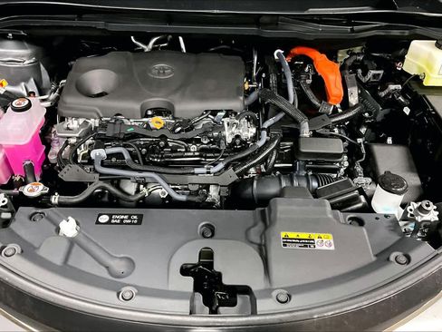 New 2026 Toyota Sienna XLE image 17