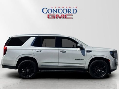 Used 2022 GMC Yukon Denali RWD image 3
