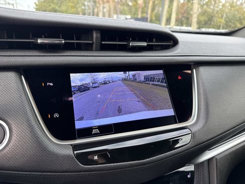 Used 2025 Cadillac XT5 Premium Luxury image 28