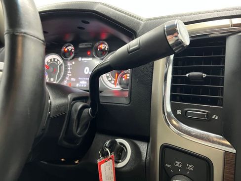 Used 2014 RAM 3500 Laramie w/ Cold Weather Group image 19