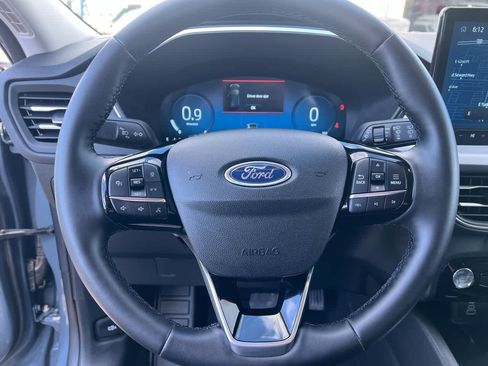 Used 2025 Ford Escape Platinum AWD/4WD image 14