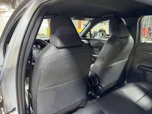 Used 2023 Lexus UX 250h AWD image 26