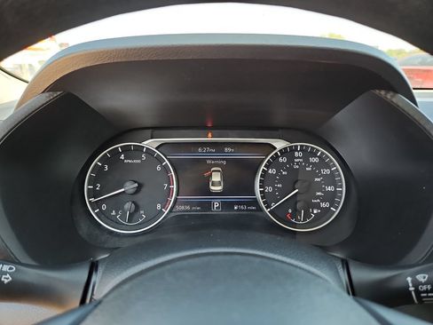 Used 2024 Nissan Sentra SV FWD image 23