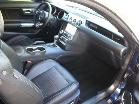 Used 2019 Ford Mustang GT Premium w/ GT Performance Package RWD image 12