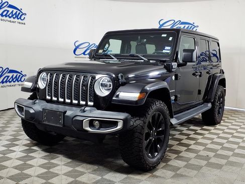 Used 2021 Jeep Wrangler Unlimited Sahara w/ Cold Weather Group AWD/4WD image 5