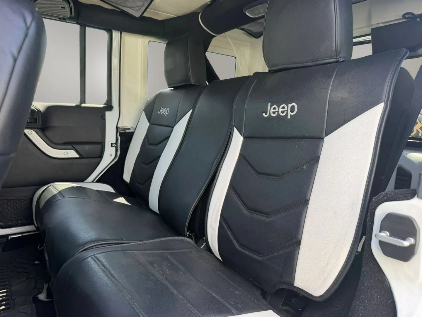 Used 2016 Jeep Wrangler Unlimited Sport w/ Quick Order Package 24S AWD/4WD image 13