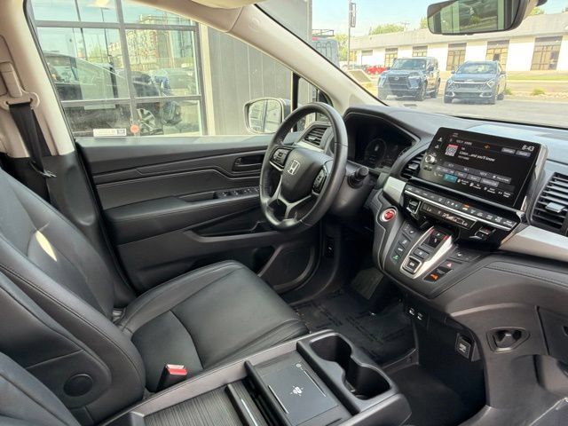 Used 2025 Honda Odyssey EX-L image 13