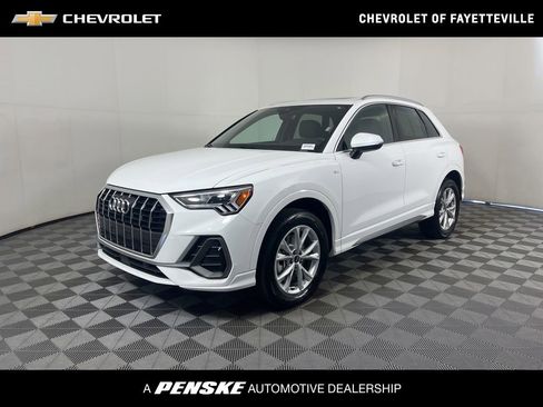 Used 2025 Audi Q3 2.0T Premium image 1