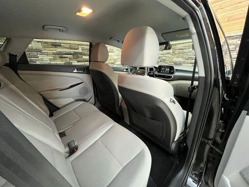 Used 2019 Hyundai Tucson SE image 34