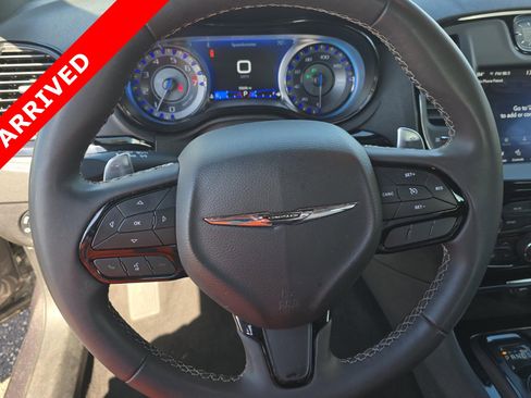 Used 2023 Chrysler 300 S image 6