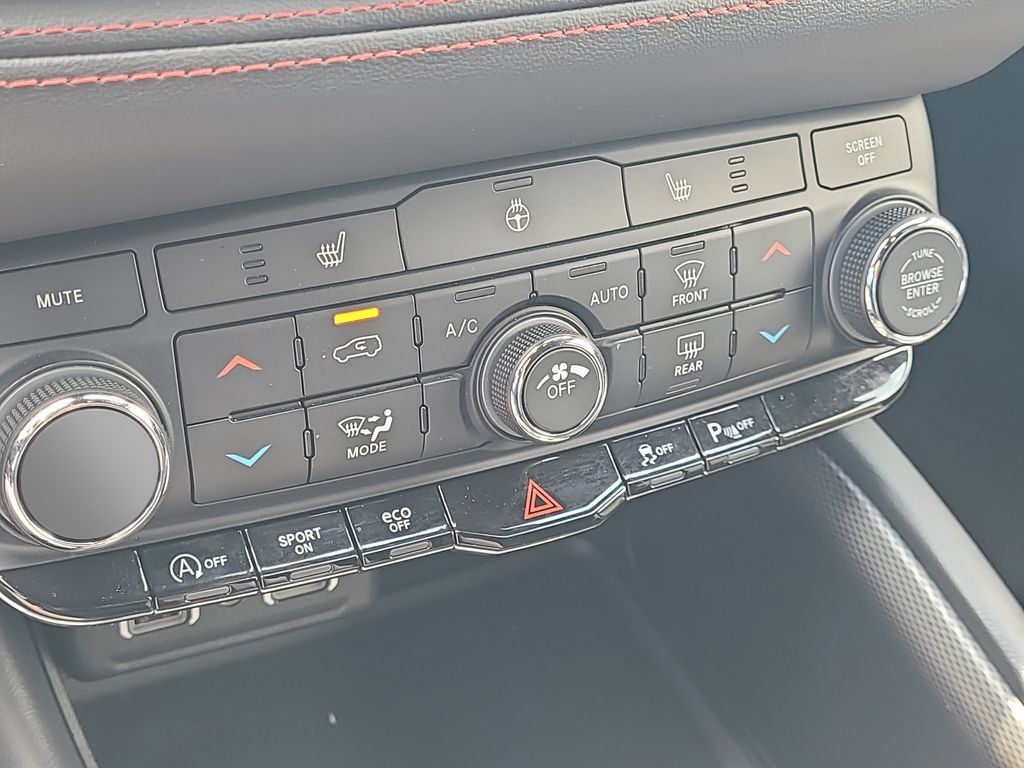 Used 2025 Dodge Durango GT AWD/4WD image 13