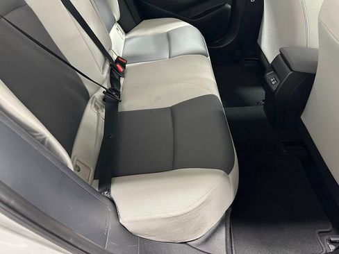 Used 2025 Toyota Corolla LE image 51