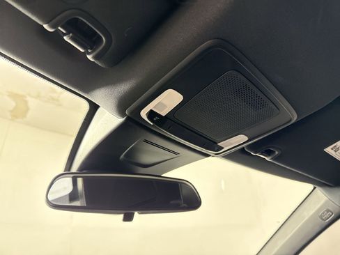Used 2025 Honda Civic Sport image 9