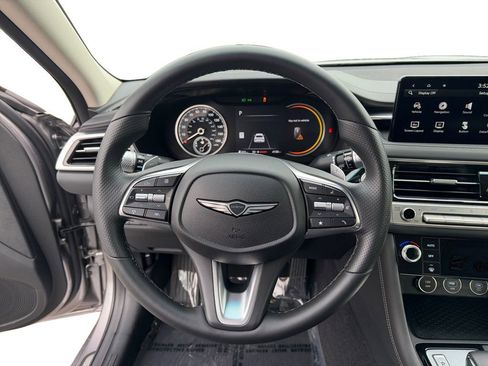 Used 2026 Genesis G70 2.5T image 12