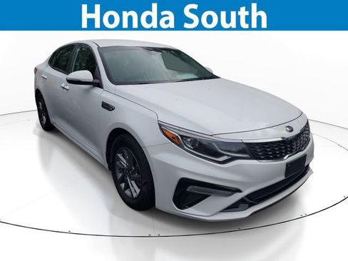 Used 2019 Kia Optima LX FWD image 1