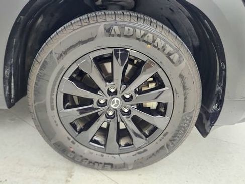 Used 2025 MAZDA CX-50 AWD 2.5 S w/ Preferred Package image 9